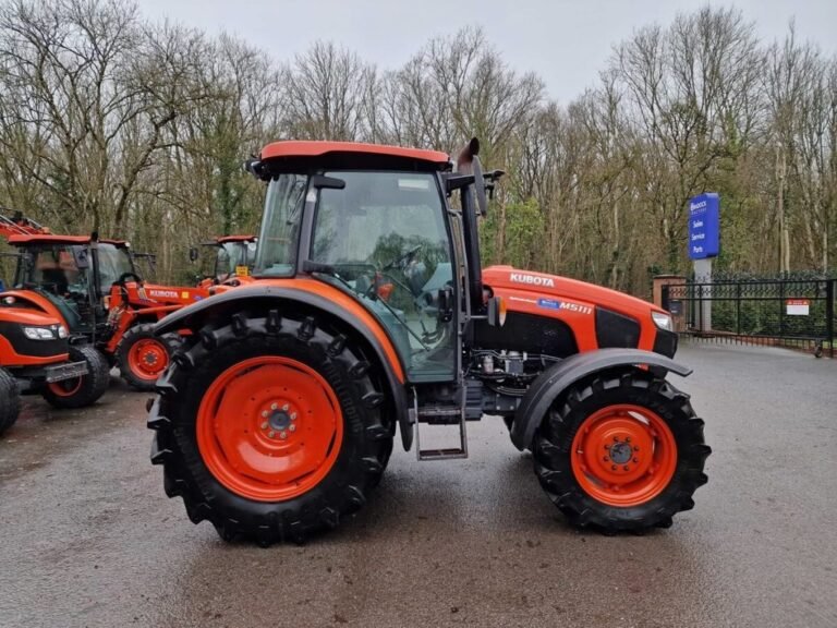 KUBOTA M5111 (T1192) TRACTOR